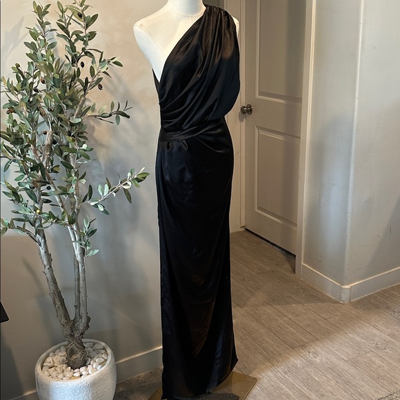 Petal & Pup Nadia One-Shoulder Black Satin Maxi Dress New! - Picture 7 of 12
